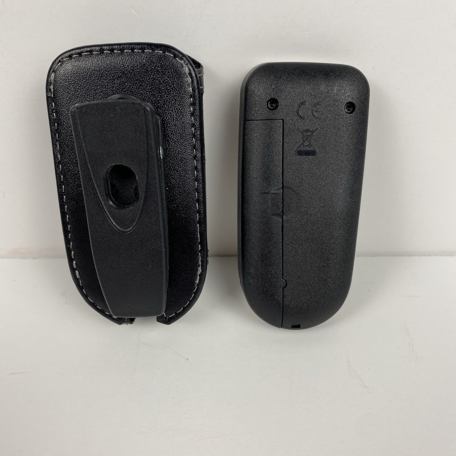 Phonak LR03 PilotOne II 2 Hearing Aid Remote Control With Black Clip On Case