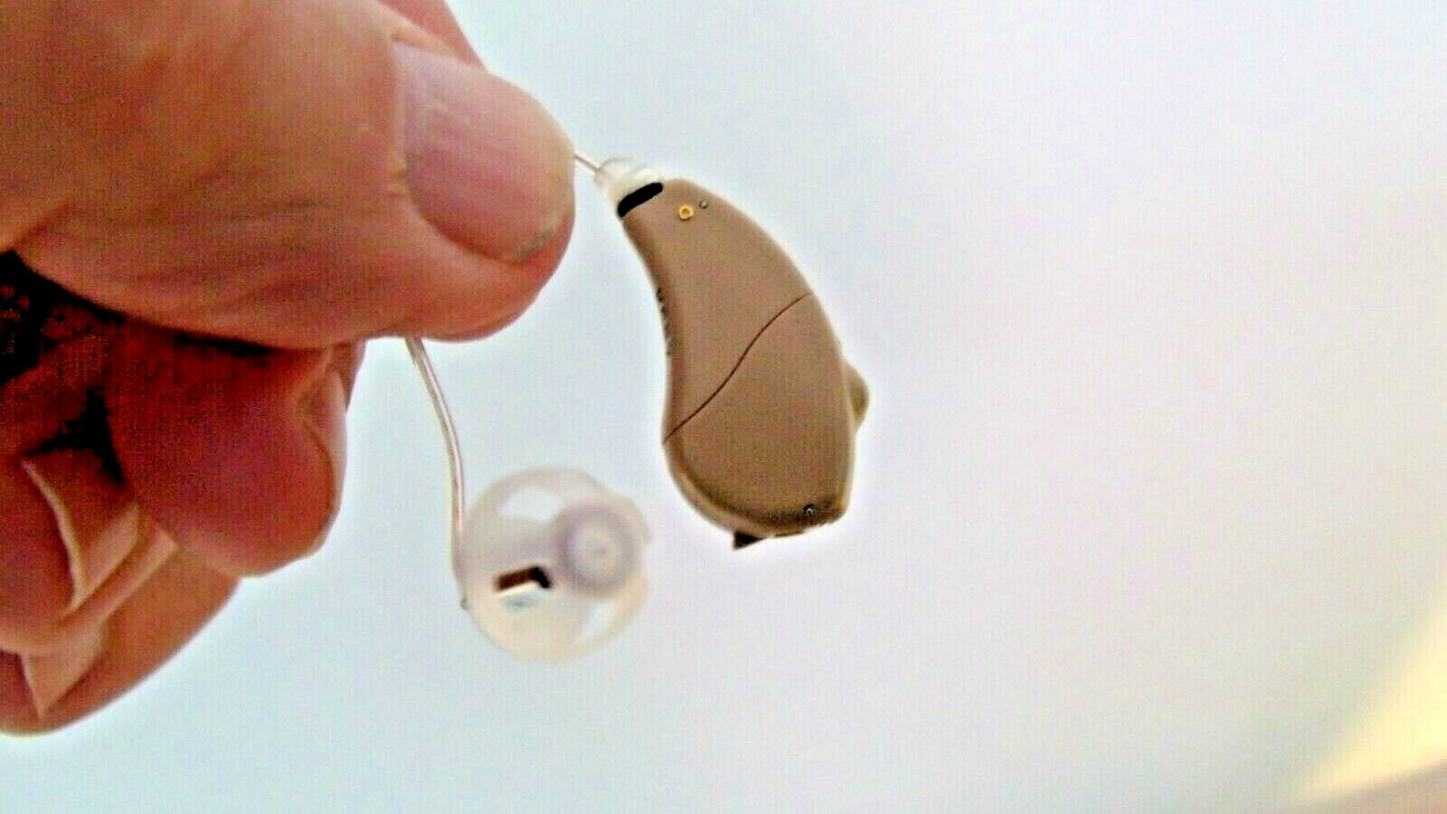 Mini DIGITAL RIC HEARING aid /Amplifier Left ear 4 programs 2 mics TINY AID
