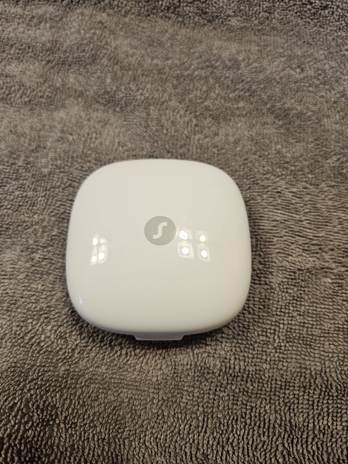2 Signia Charge&Go 5IX Hearing Aids with All the Accessories