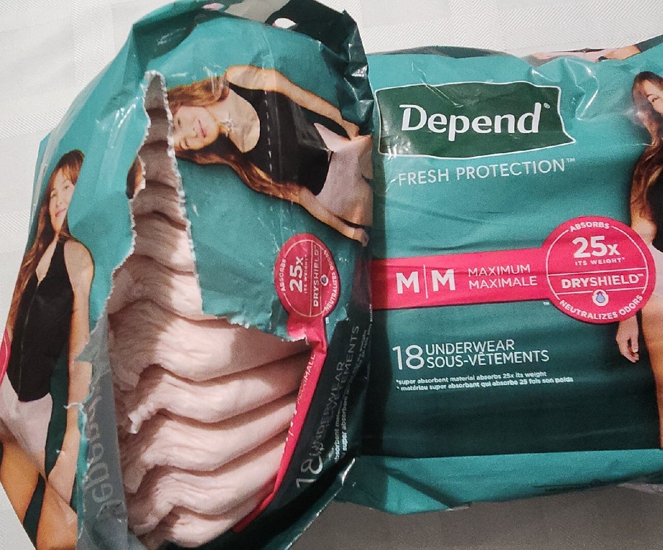 Medium Lot Of 30 Pair Depend Women Maximum Absorbency Fit-Flex Underwear Open Bo