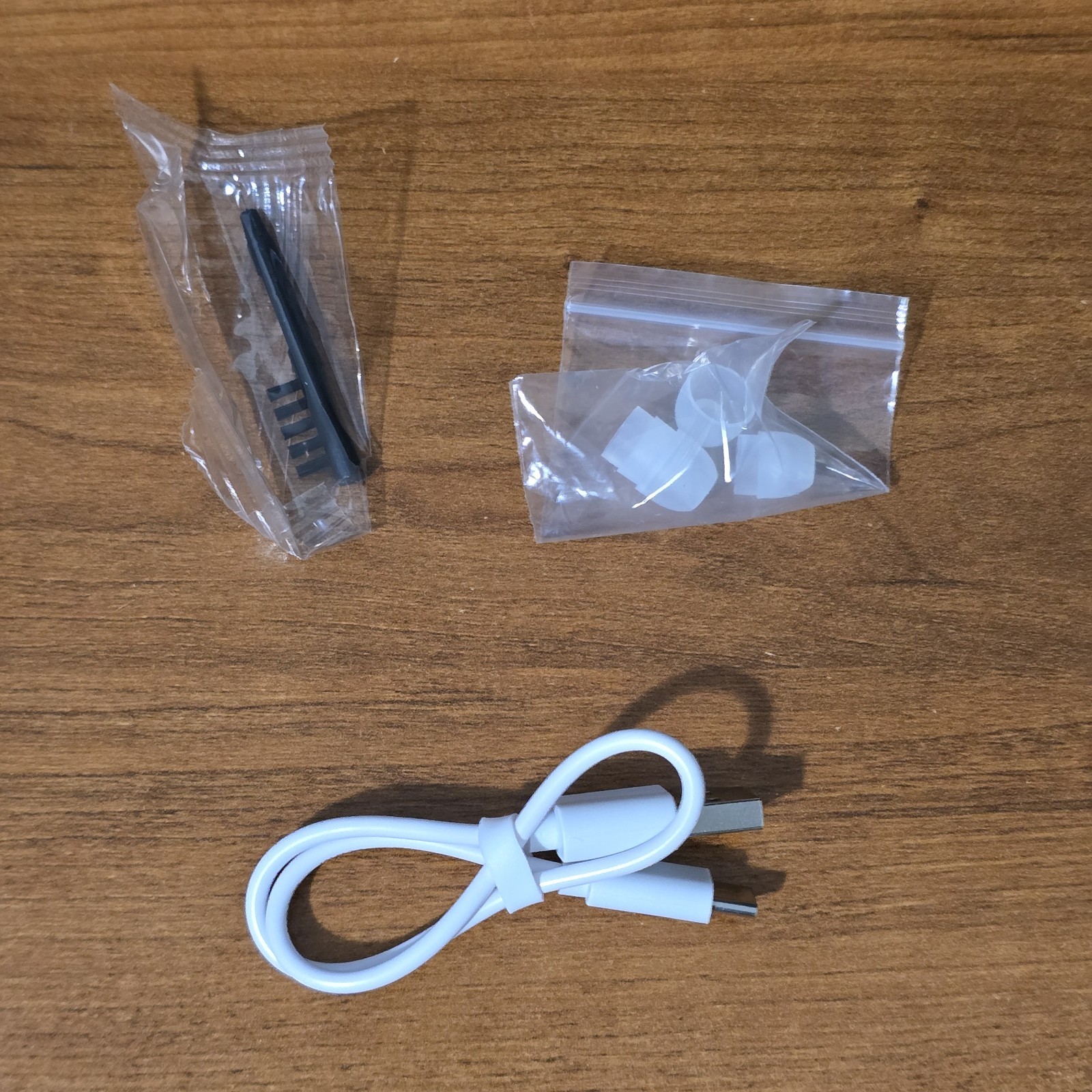 Oricle 2.0 Hearing Aid Set + Charging Case Model JH-A490 For Adults New/Open Box